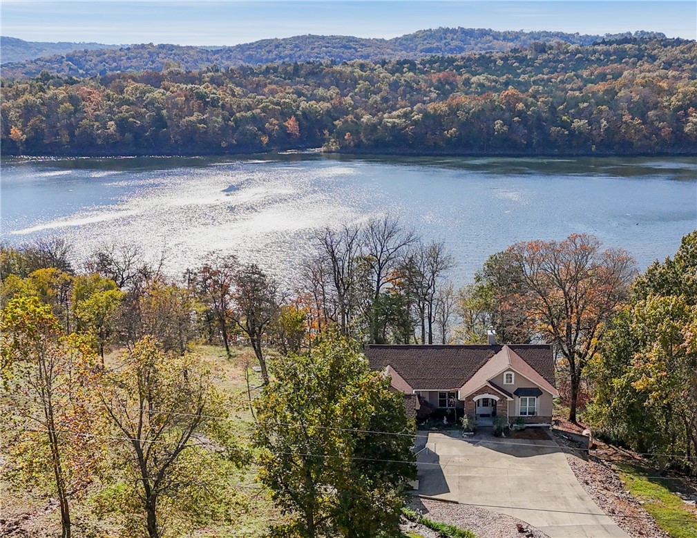 Holiday Island Unit 118 - Residential