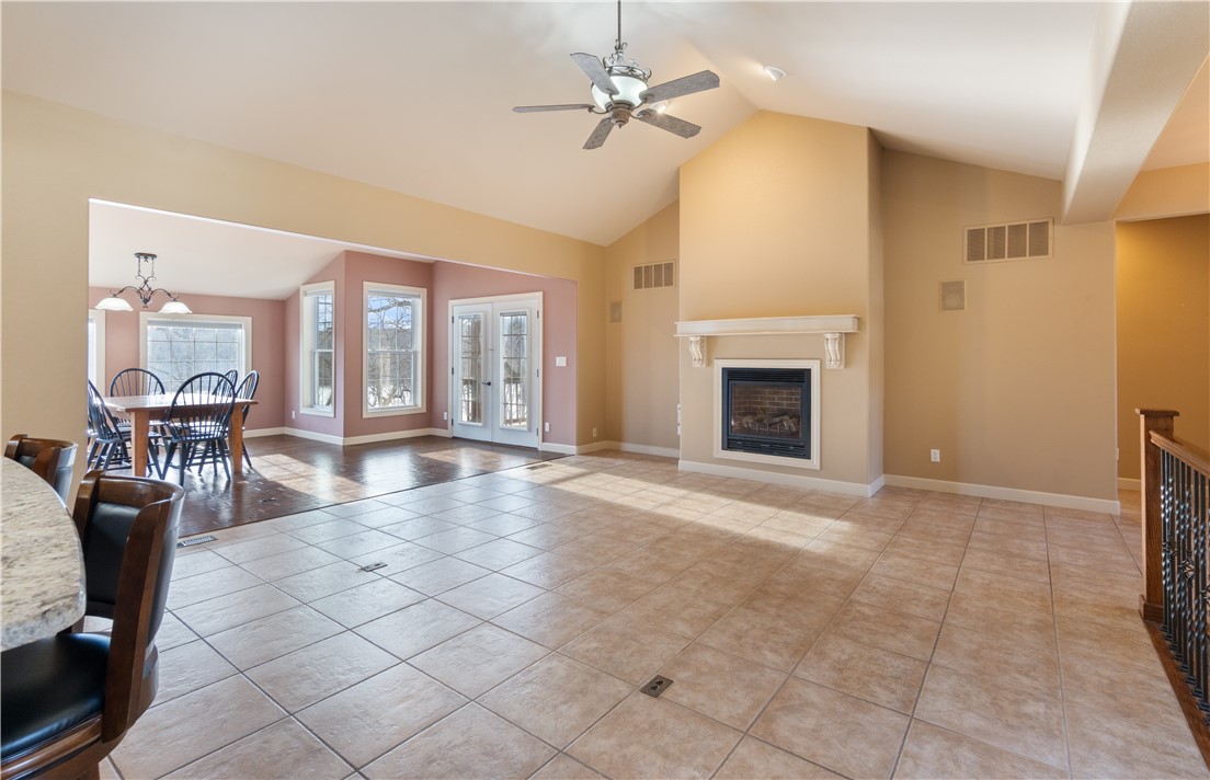 Holiday Island Unit 118 - Residential