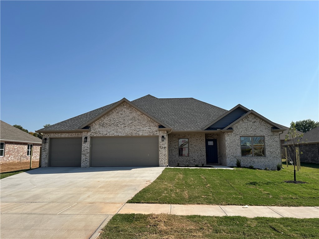 Hard to find true 4 bedroom floor plan. Lots of storage including a coat closet and large pantry plus stainless steel appliances including a 5 burner gas range. Home comes with blinds, full guttering, and a fully sod & fenced yard.