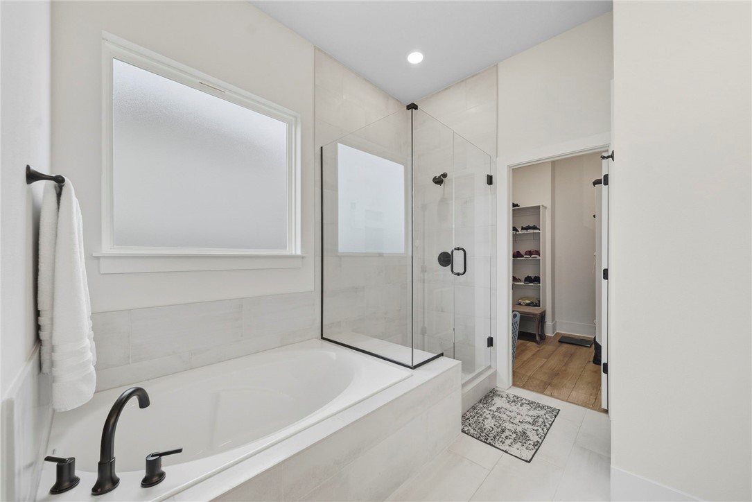 Cobble Creek Sub Rogers - Residential