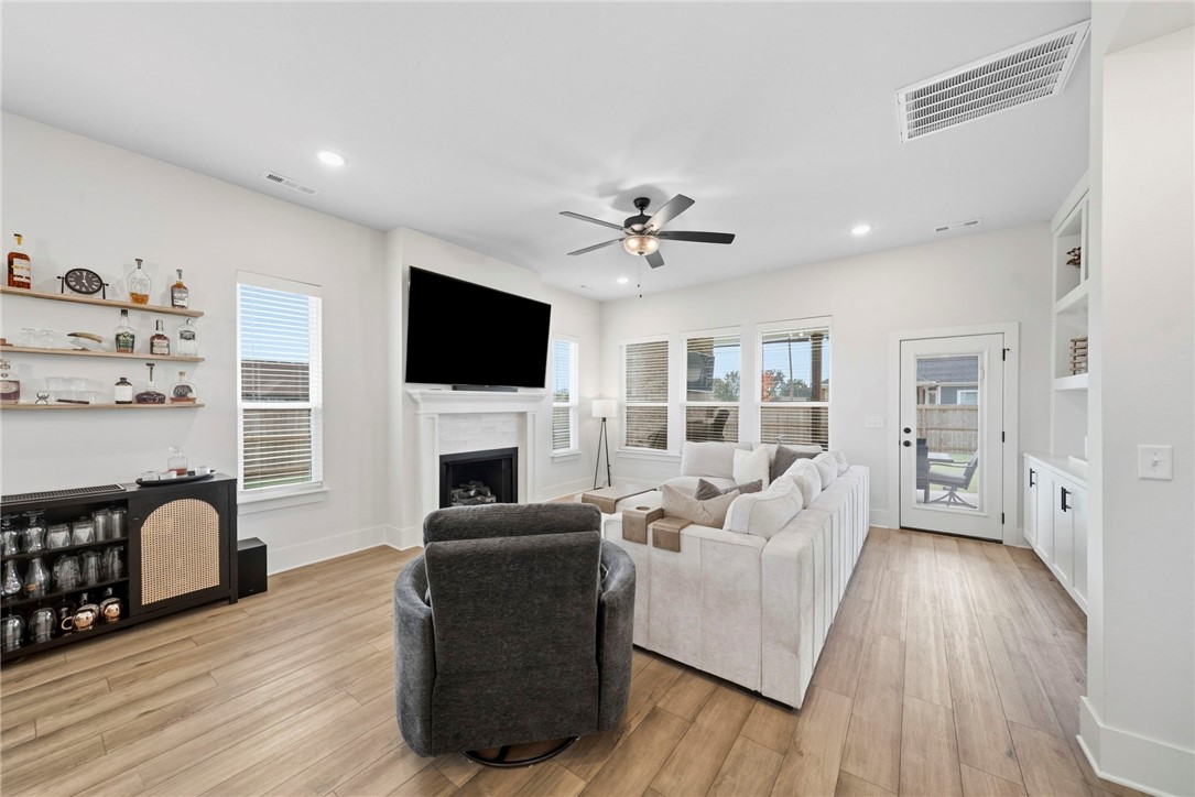 Cobble Creek Sub Rogers - Residential