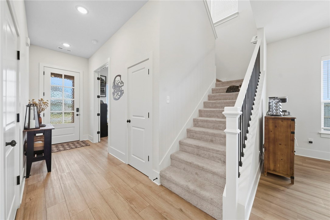 Cobble Creek Sub Rogers - Residential