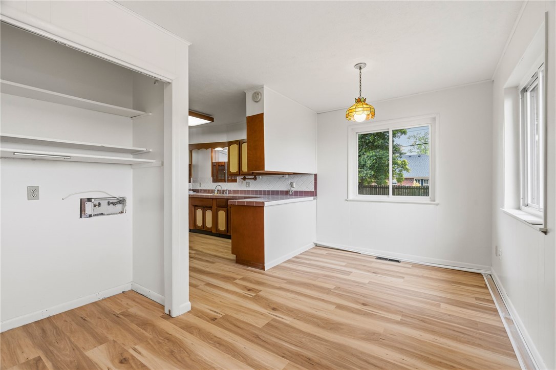 C E Elliff Sub Siloam Spgs - Residential