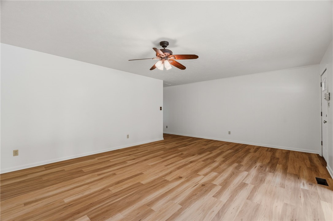 C E Elliff Sub Siloam Spgs - Residential
