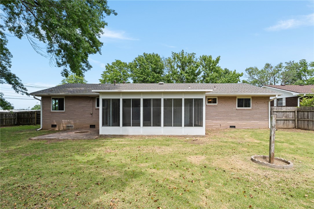 C E Elliff Sub Siloam Spgs - Residential