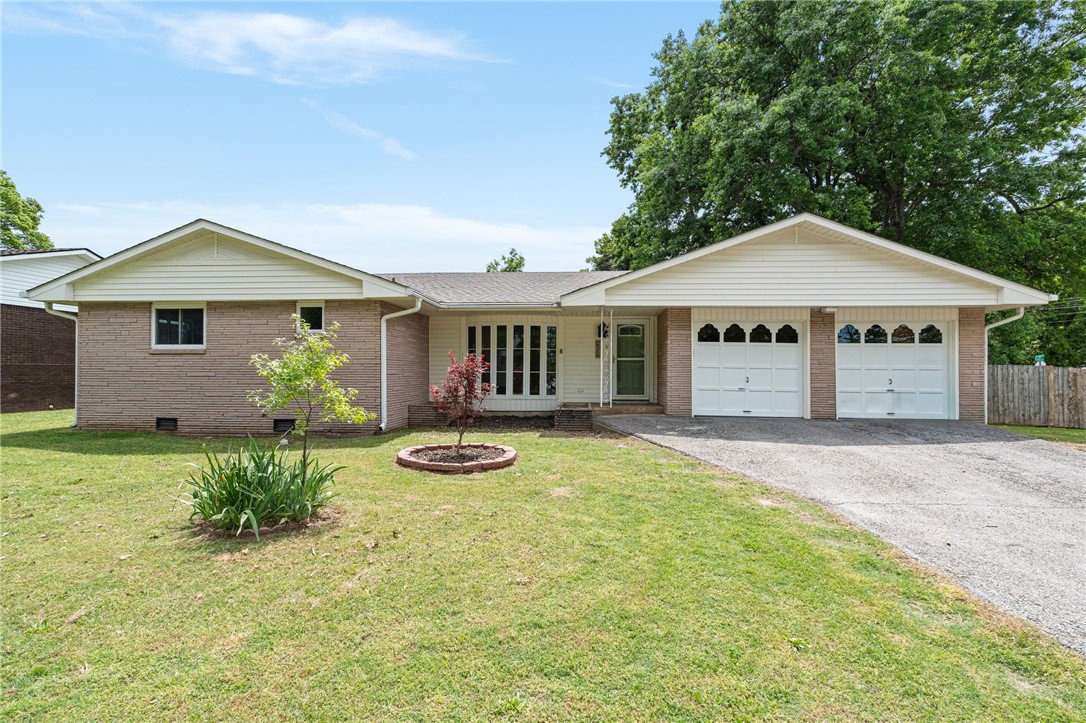 C E Elliff Sub Siloam Spgs - Residential