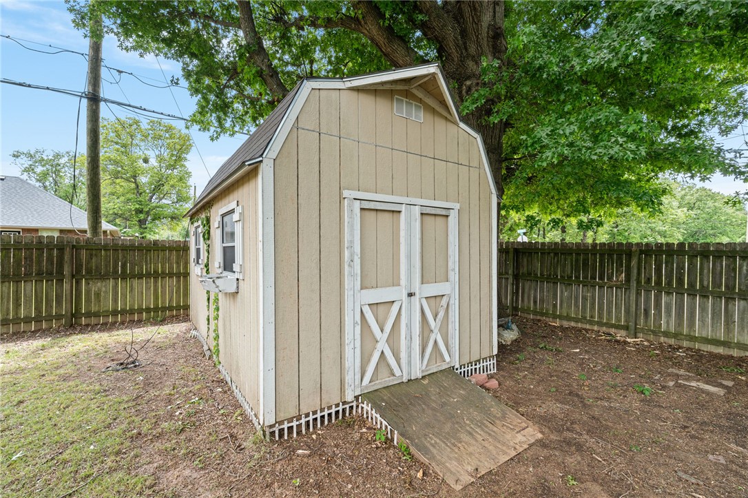C E Elliff Sub Siloam Spgs - Residential