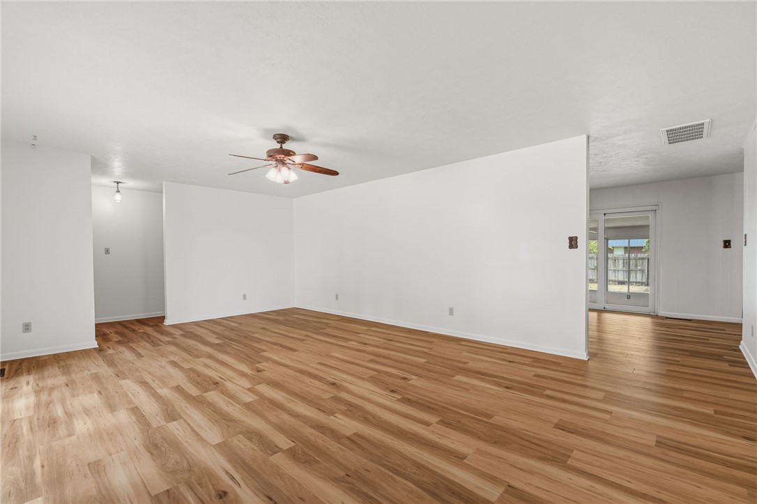 C E Elliff Sub Siloam Spgs - Residential