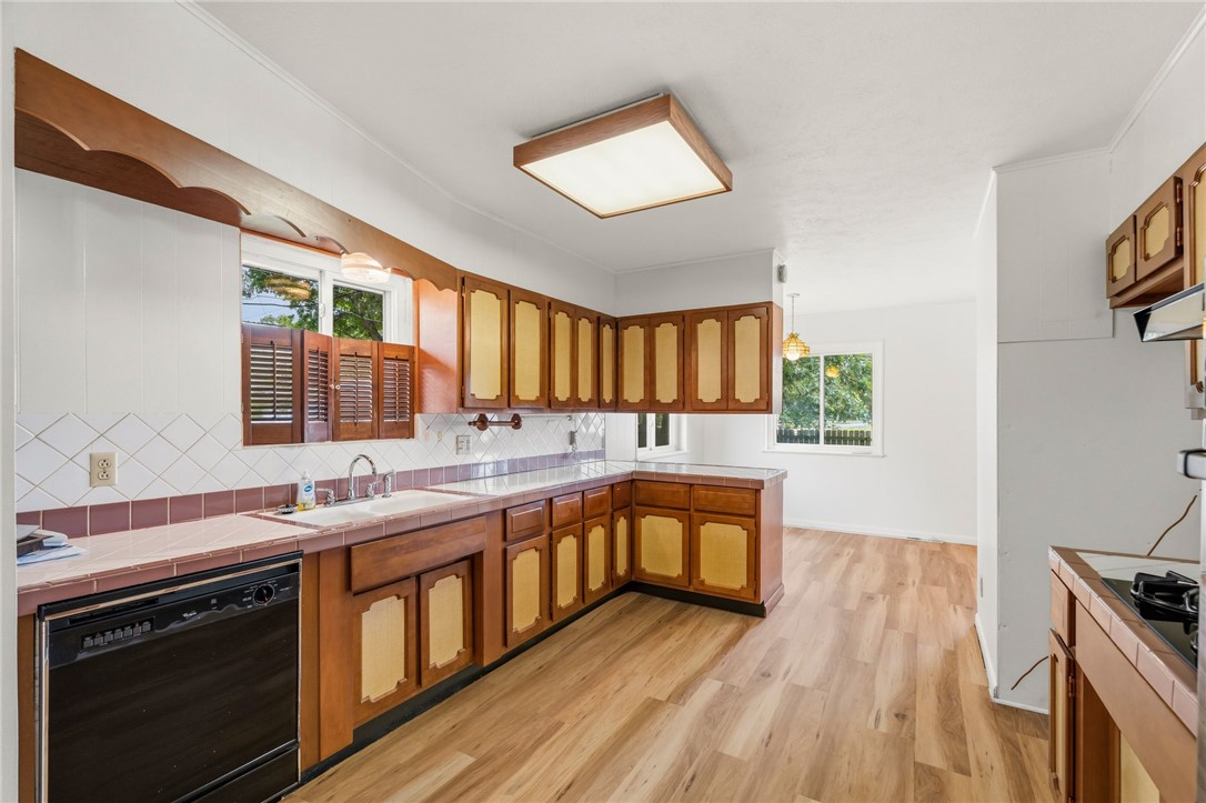 C E Elliff Sub Siloam Spgs - Residential