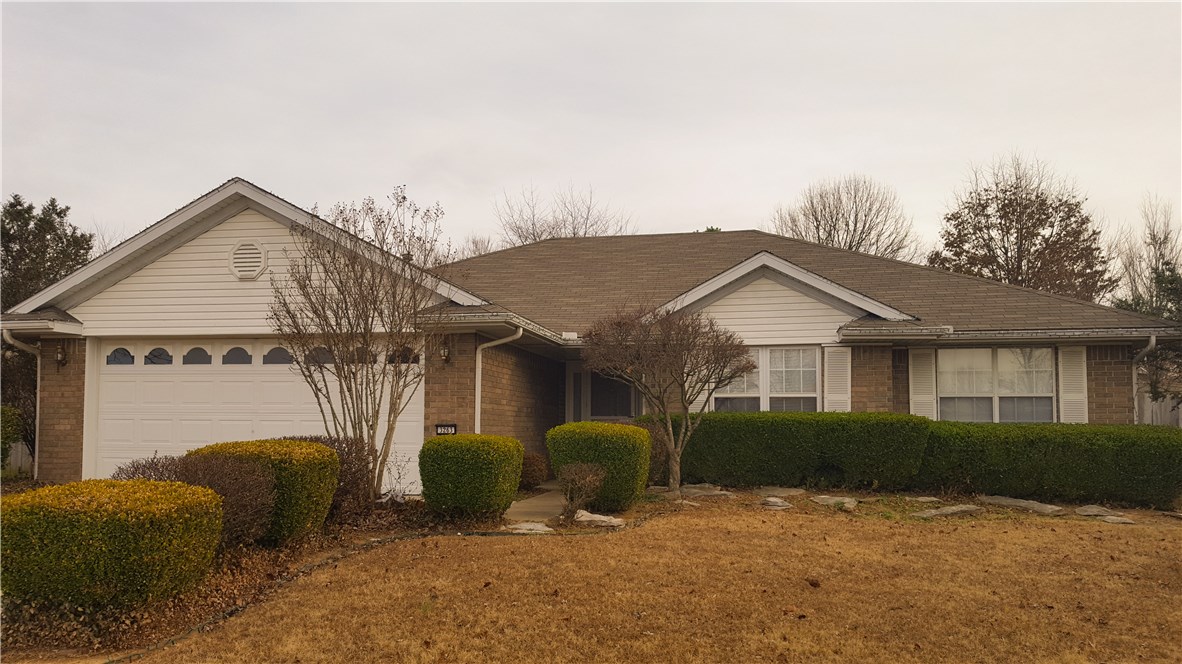 Great location. Located Near Don Tyson and 71b. House is 1800 + sq feet Extra room added for that playroom or that workout room. Very large kitchen with eat in area. Brand new AC until installed 9/15, New roof 2011. Well maintained home. Great for first time home buyer. Very large fenced in backyard with dog pin .