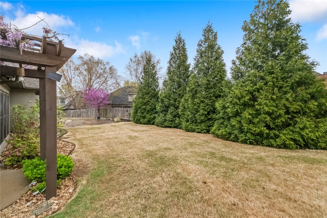 Cross Creek Rogers - Residential