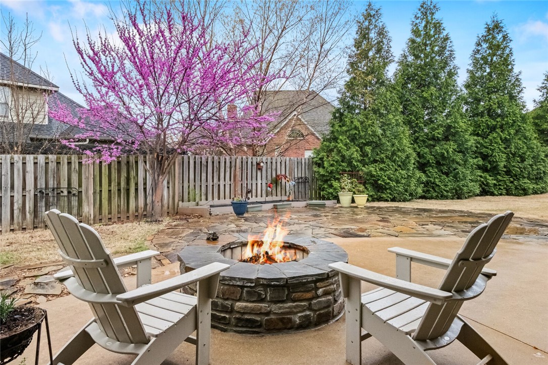 Cross Creek Rogers - Residential