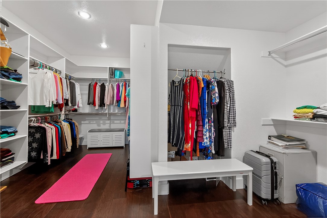 Crystal Cove - Residential