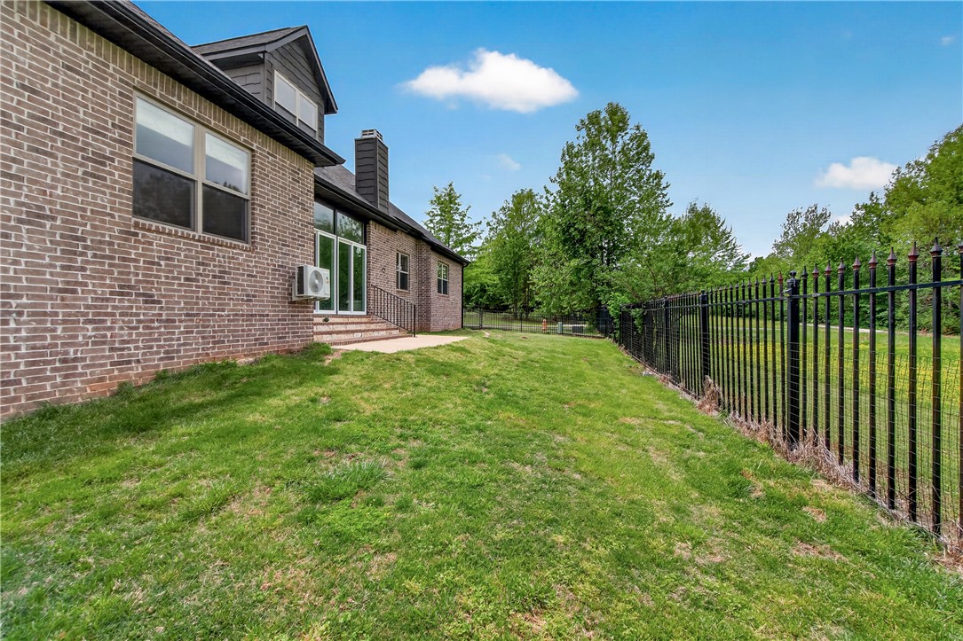 Crystal Cove - Residential