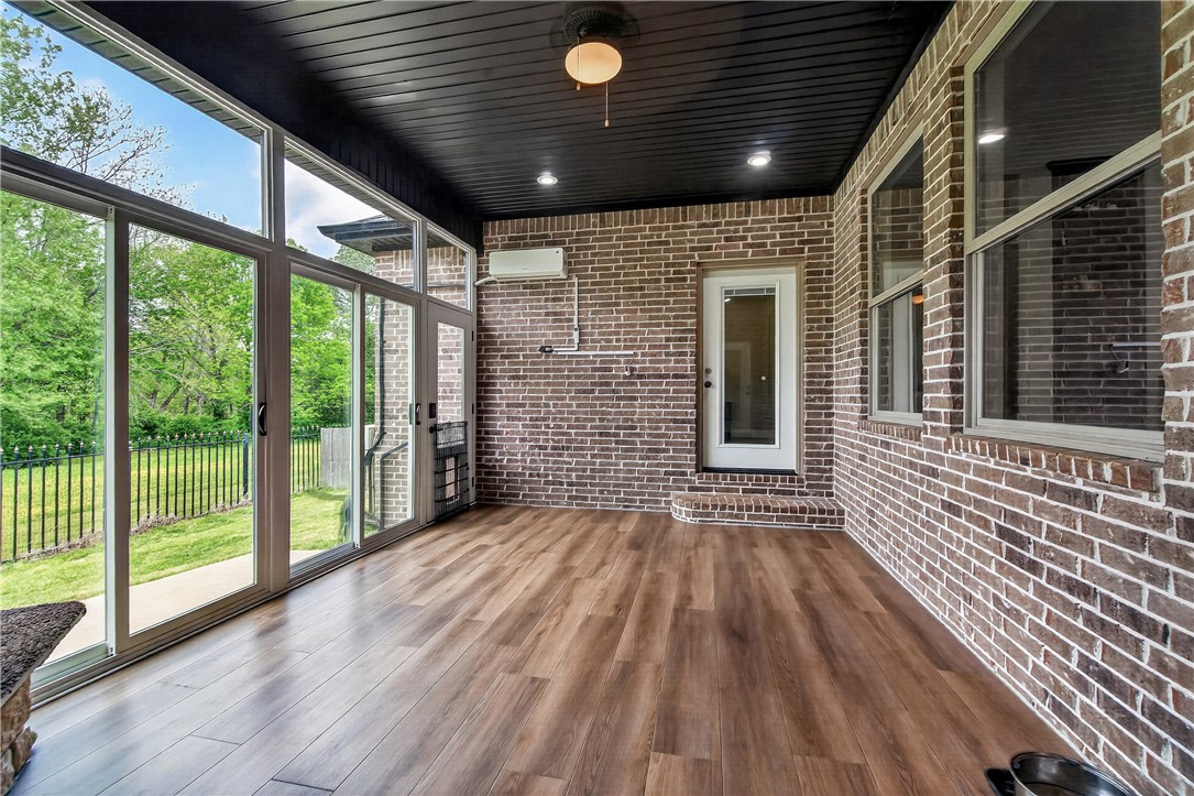 Crystal Cove - Residential