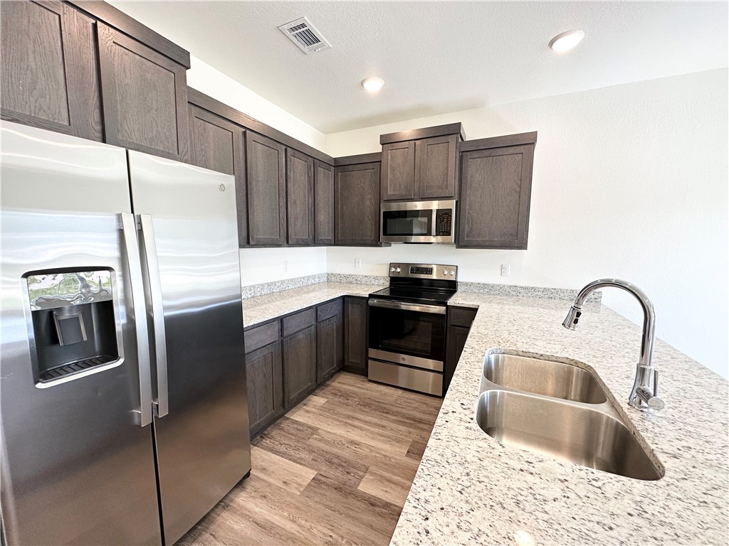Towne West Ph III-IV - Residential
