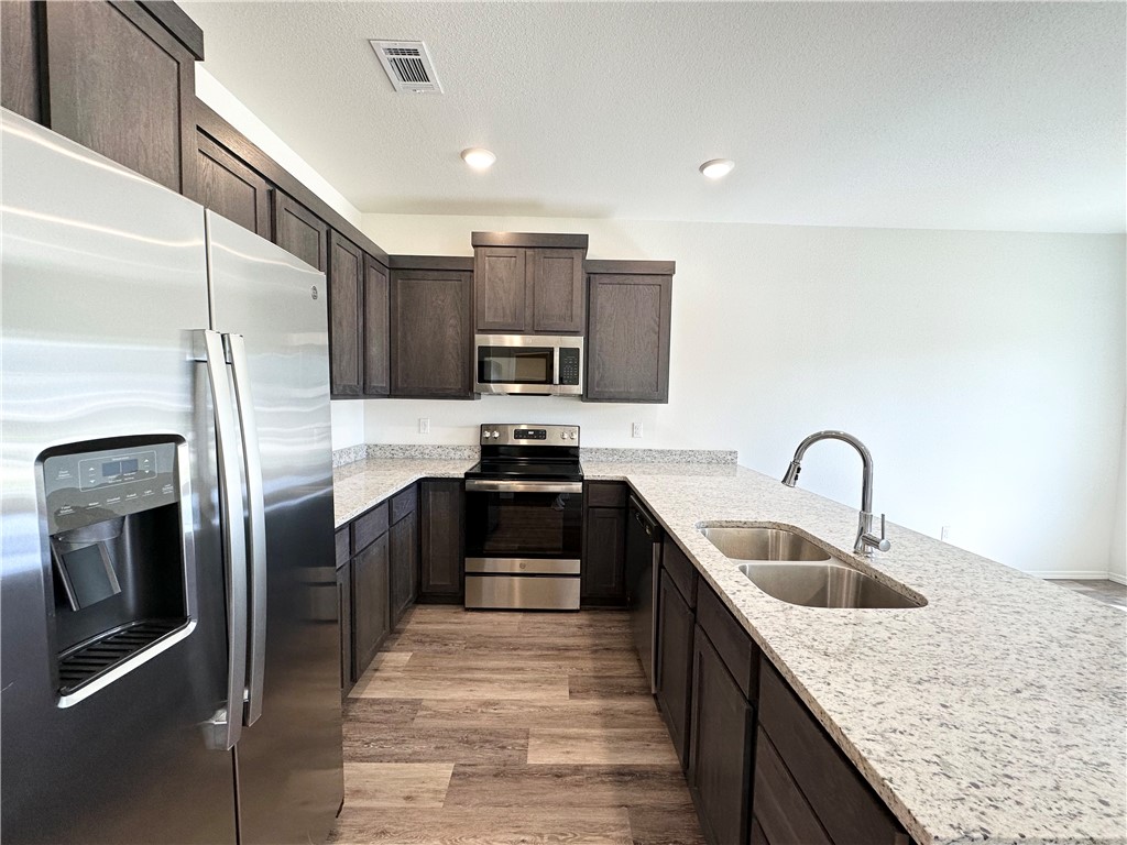 Towne West Ph III-IV - Residential