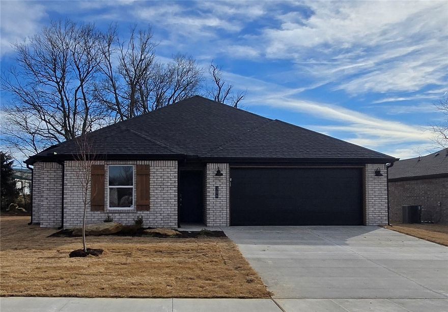 New construction home located in Phase 4 of Heritage Ranch in Siloam Springs. This single-level home, the “Leona” floor plan, features 3 bedrooms, 2 bathrooms, and a 2-car garage. The kitchen is equipped with 3 cm countertops and a Frigidaire Gallery appliance package. Additional features include full aluminum guttering, LED disk lighting in the main living areas, and fan/light kits in all bedrooms.

Situated in a desirable area close to all the small-town charm that Siloam Springs has to offer, this home blends quality finishes with a functional layout and convenient access to schools, parks, shopping, and community amenities.