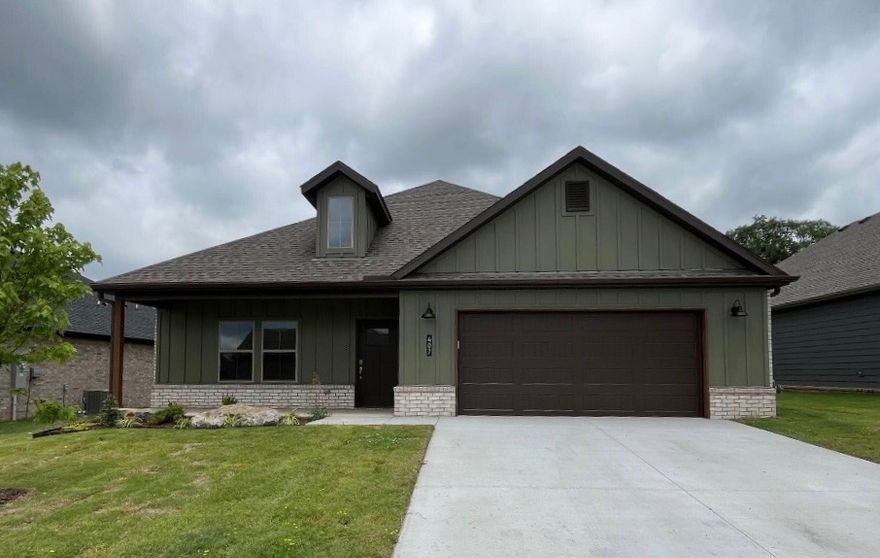 Welcome to “The Boyce” — a beautifully designed new construction home in Heritage Ranch phase 4 offering the perfect blend of comfort and functionality.

This two-level layout features a spacious open-concept living, kitchen, and dining area on the main floor, along with three bedrooms—all with walk-in closets—two full bathrooms, a laundry room, and a two-car garage. Upstairs, you’ll find a large bonus room with a closet, ideal for a fourth bedroom, home office, or flex space.

Designed with modern finishes including brick and Hardie siding, LED disk lighting, 3 cm granite countertops, a kitchen island with pendant lighting, smart thermostat, Frigidaire Gallery appliances, and full guttering, The Boyce delivers style and practicality in one thoughtfully crafted home.

Conveniently located near schools, shopping, and everyday amenities.