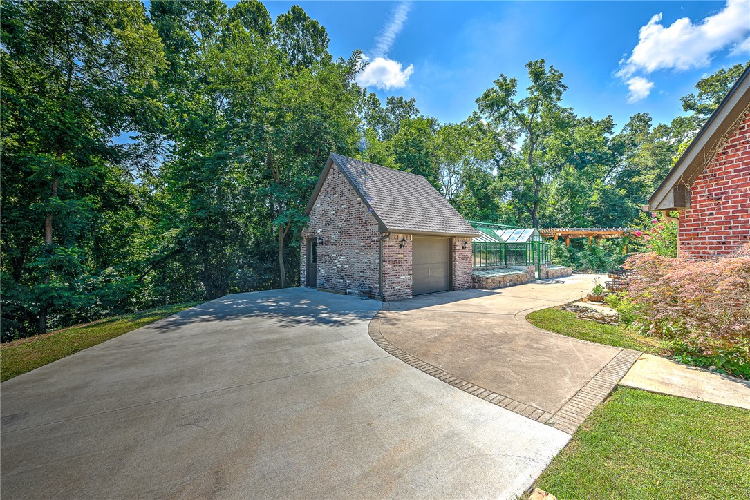 Heathrow Sub Bentonville - Residential