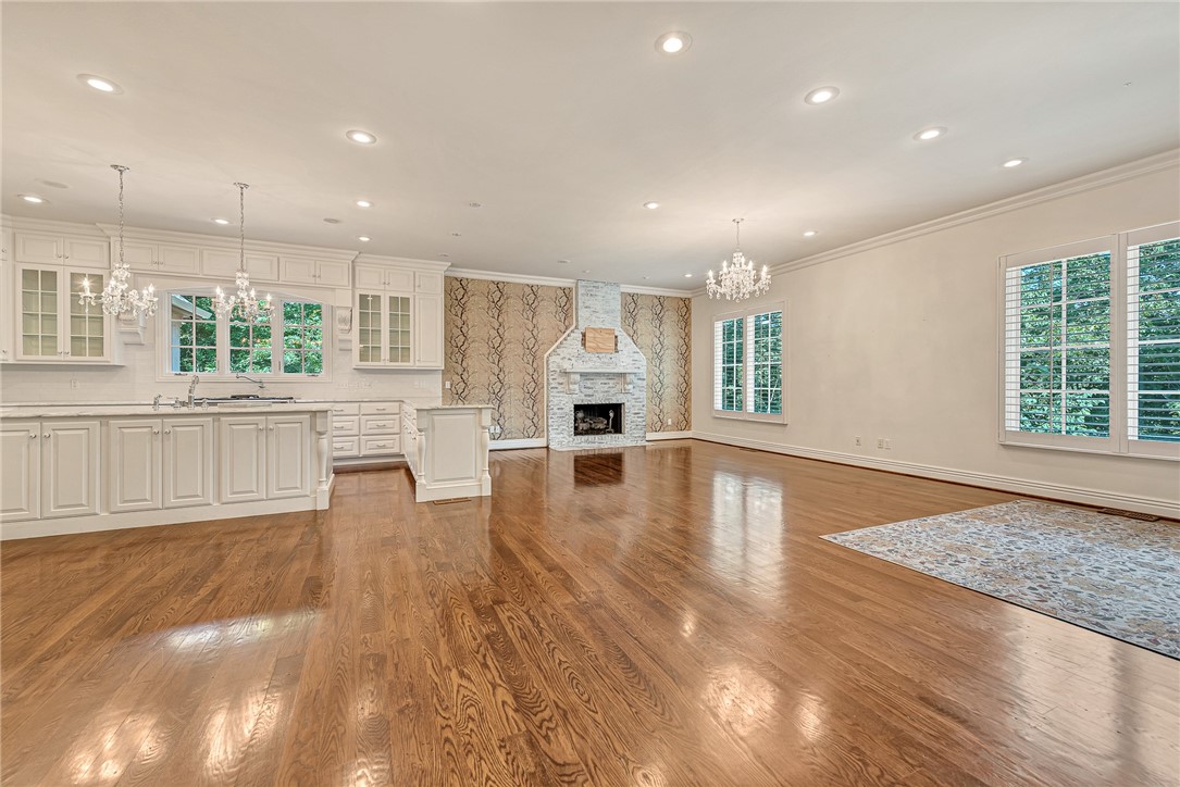 Heathrow Sub Bentonville - Residential