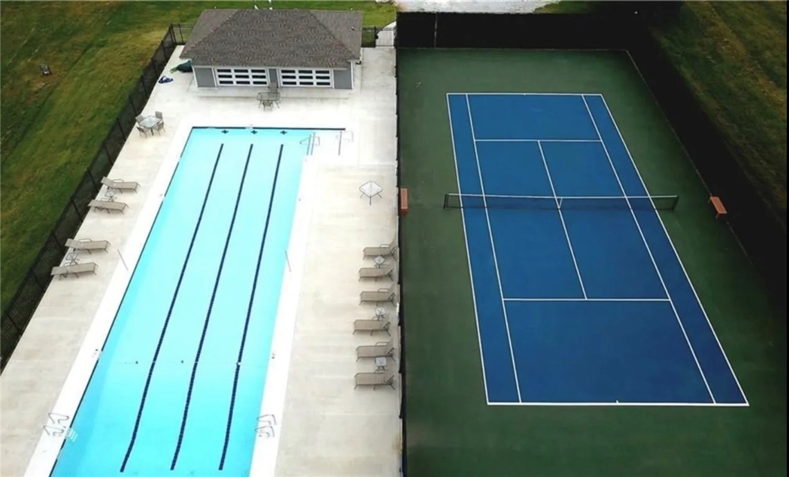 Knolls - Residential