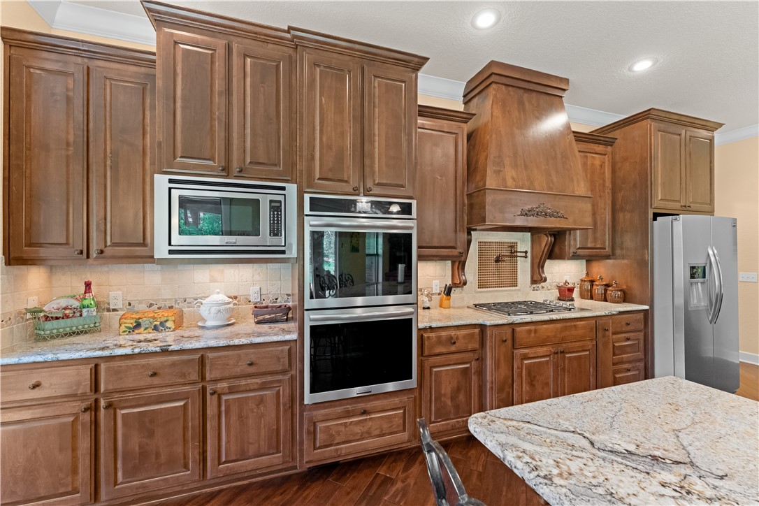 Knolls - Residential