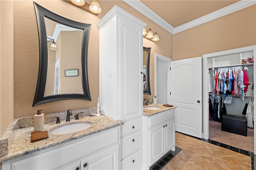 Knolls - Residential