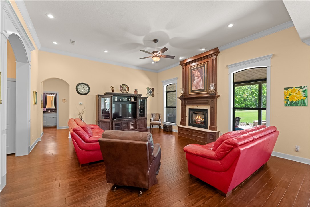 Knolls - Residential