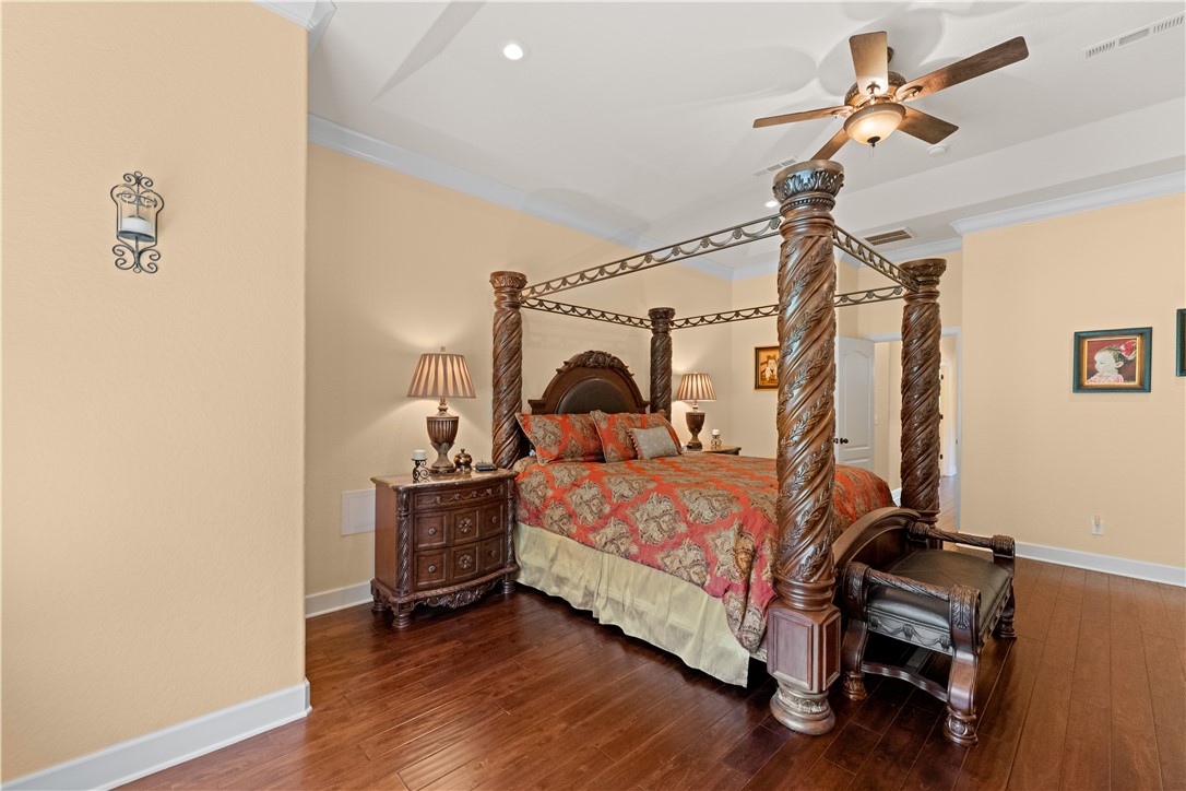 Knolls - Residential