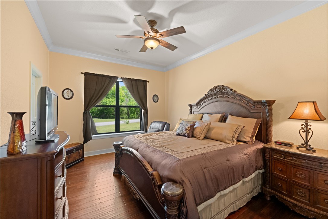 Knolls - Residential