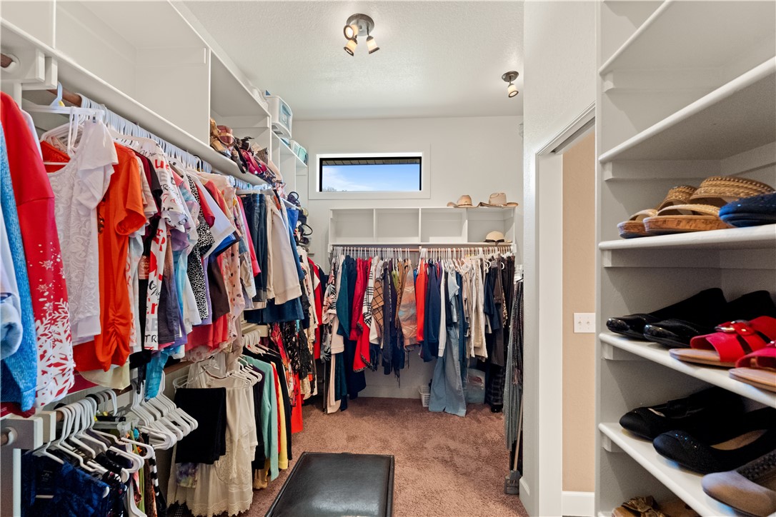 Knolls - Residential