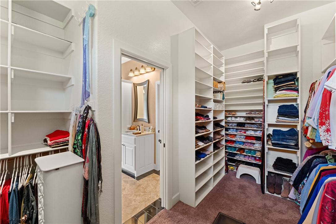 Knolls - Residential