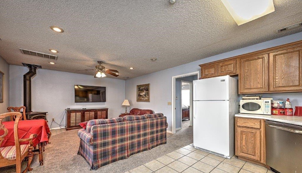 17-16-30-Fayetteville Outlots - Land