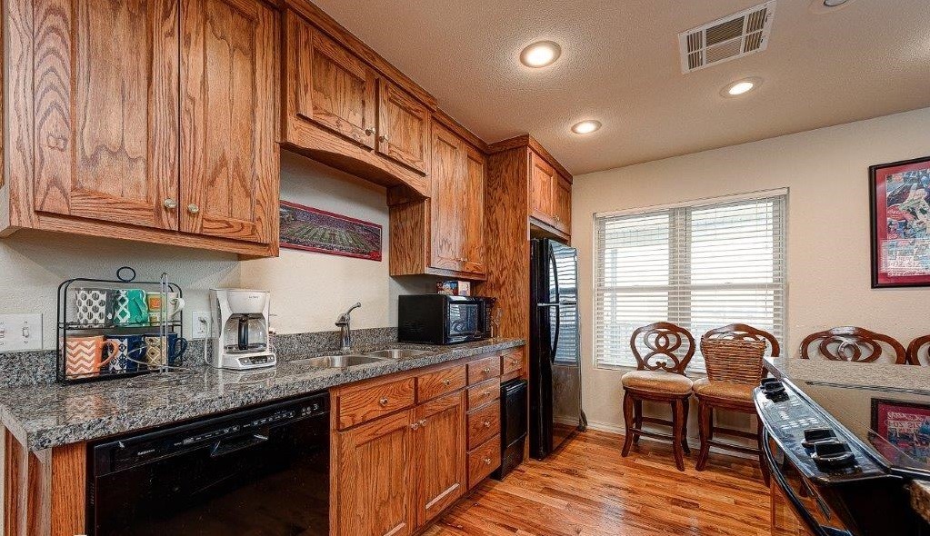 17-16-30-Fayetteville Outlots - Land