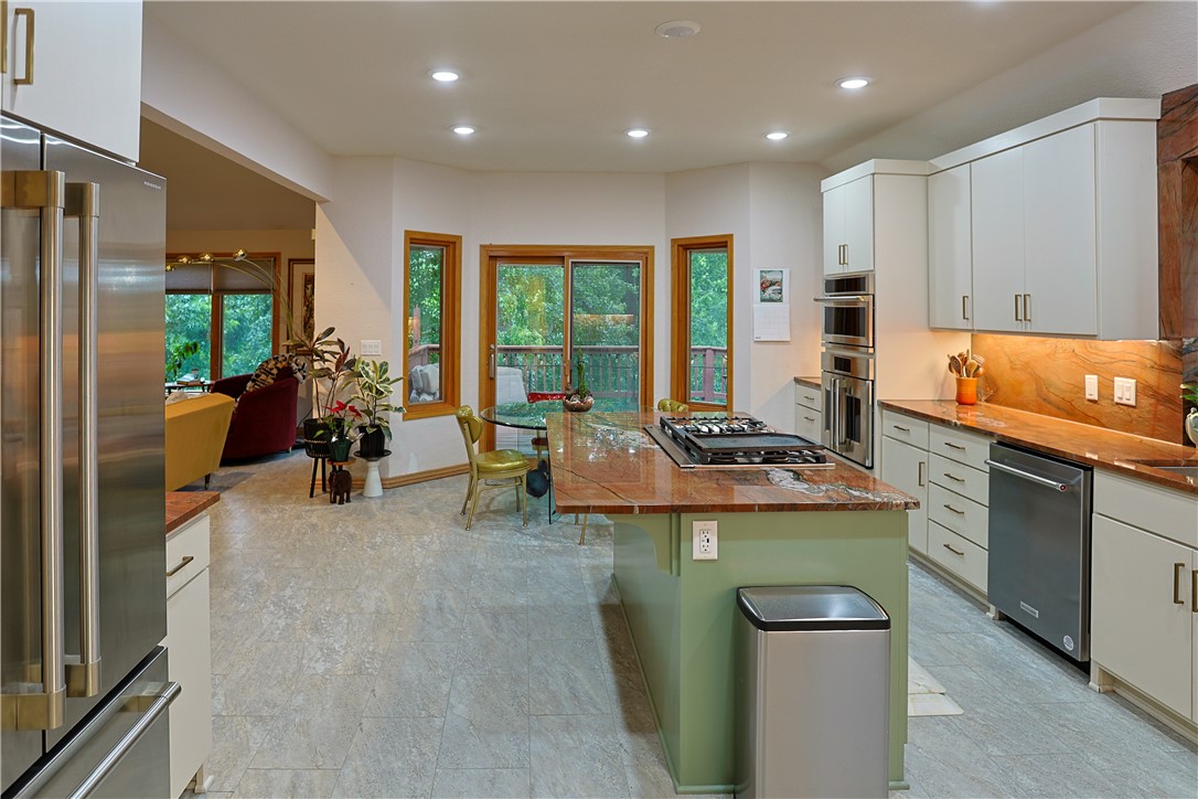 Mountain Lake Estates - Residential