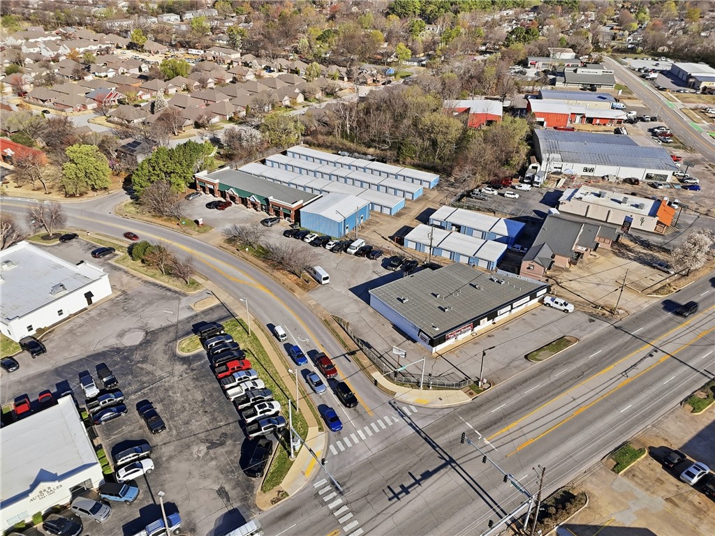 Fayetteville Outlots - Commercial Lease