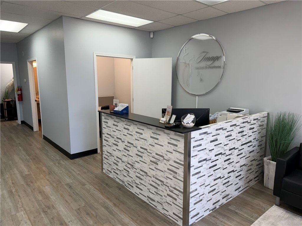 Fayetteville Outlots - Commercial Lease