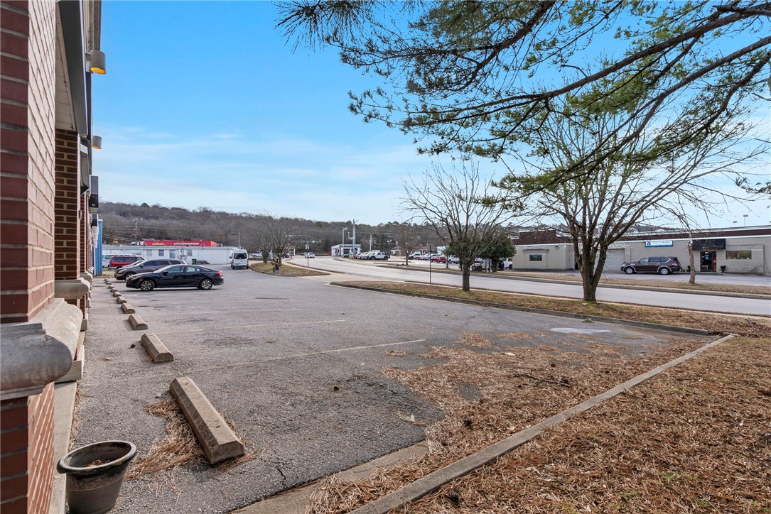 Fayetteville Outlots - Commercial Lease