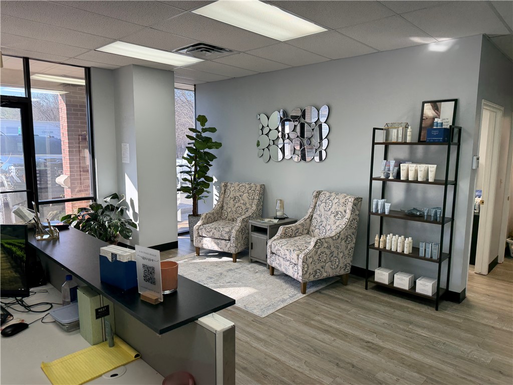 Fayetteville Outlots - Commercial Lease