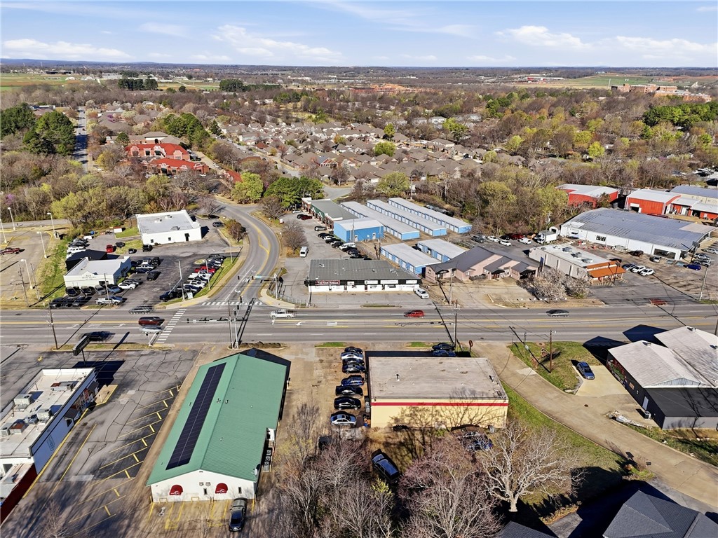 Fayetteville Outlots - Commercial Lease