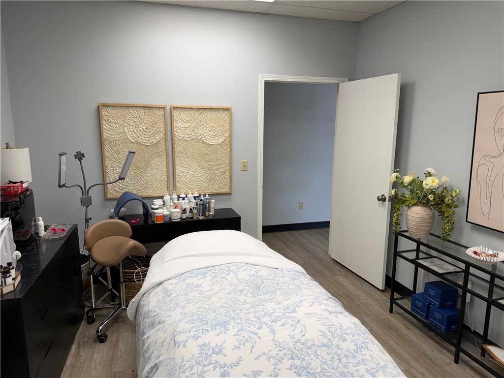 Fayetteville Outlots - Commercial Lease