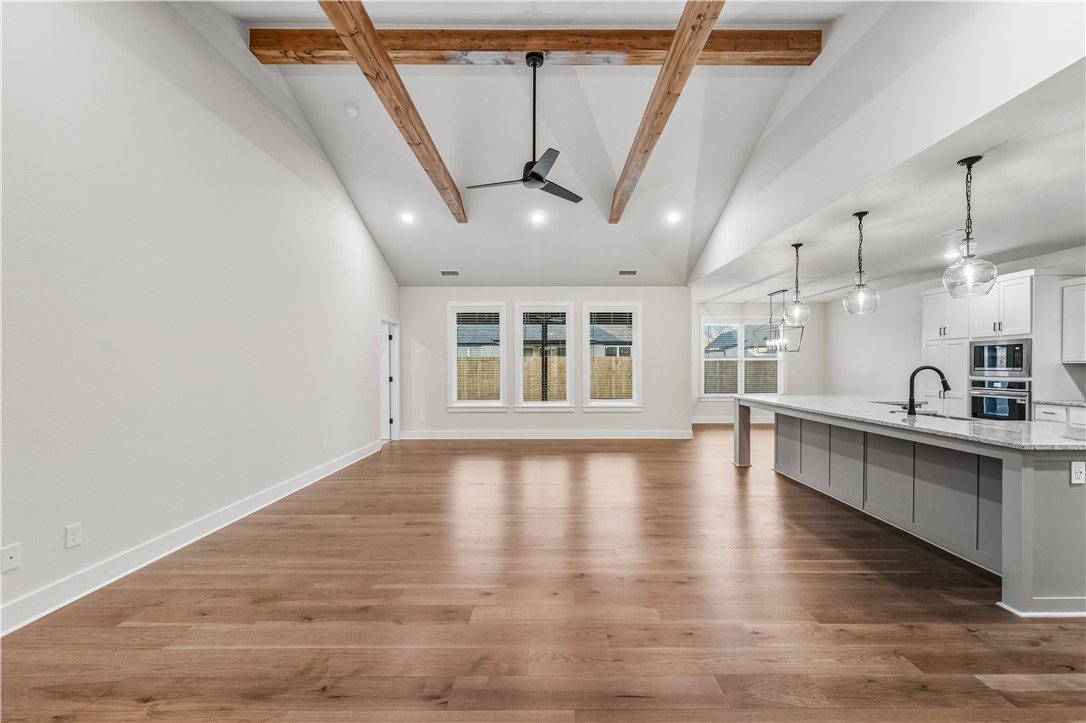 DIAMOND ESTATES PH V-CENTERTON - Residential