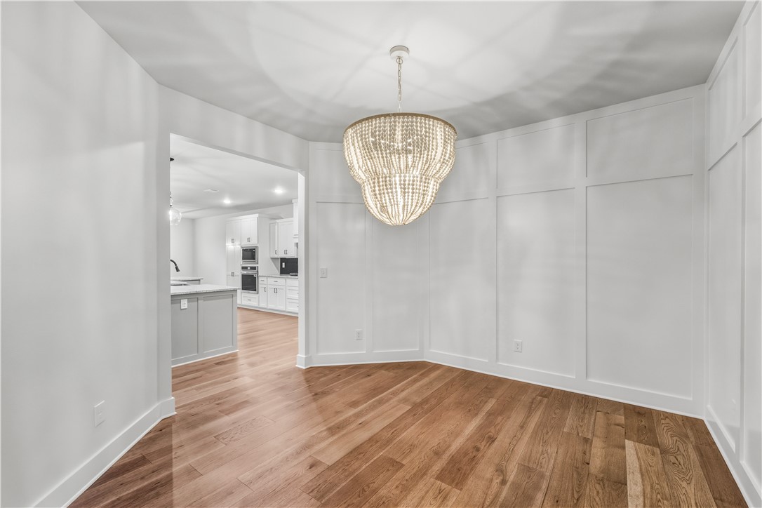 DIAMOND ESTATES PH V-CENTERTON - Residential