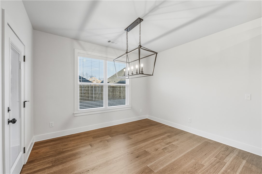 DIAMOND ESTATES PH V-CENTERTON - Residential