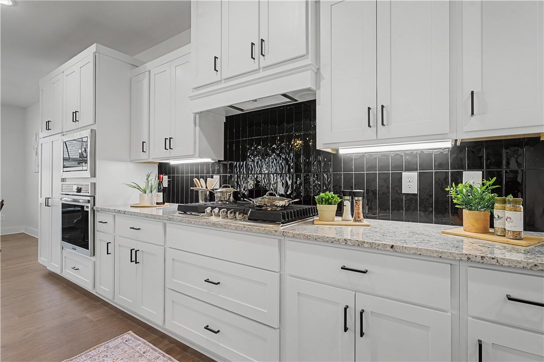 DIAMOND ESTATES PH V-CENTERTON - Residential