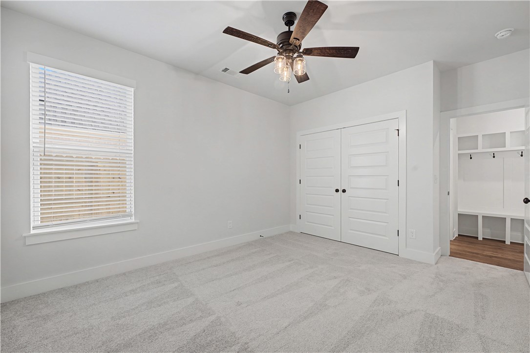 DIAMOND ESTATES PH V-CENTERTON - Residential