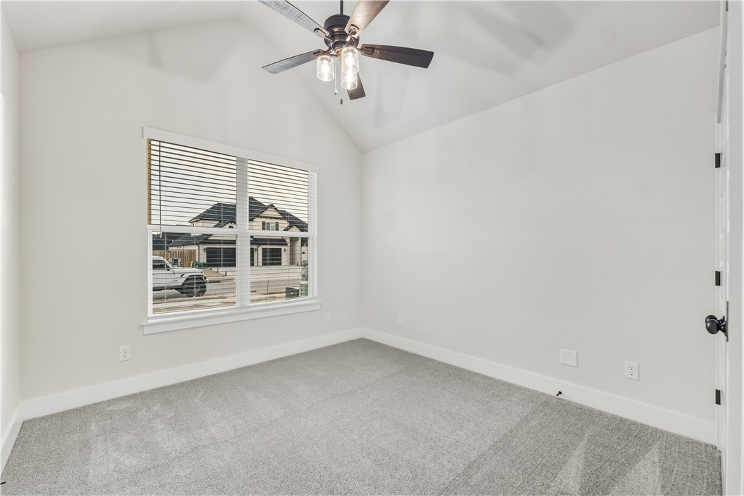 DIAMOND ESTATES PH V-CENTERTON - Residential