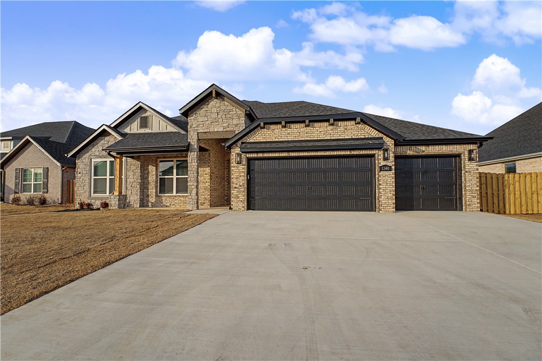 DIAMOND ESTATES PH V-CENTERTON - Residential