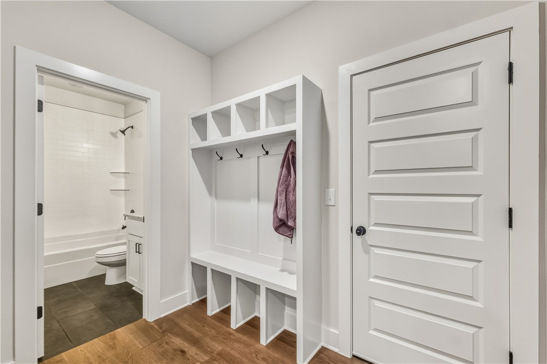 DIAMOND ESTATES PH V-CENTERTON - Residential